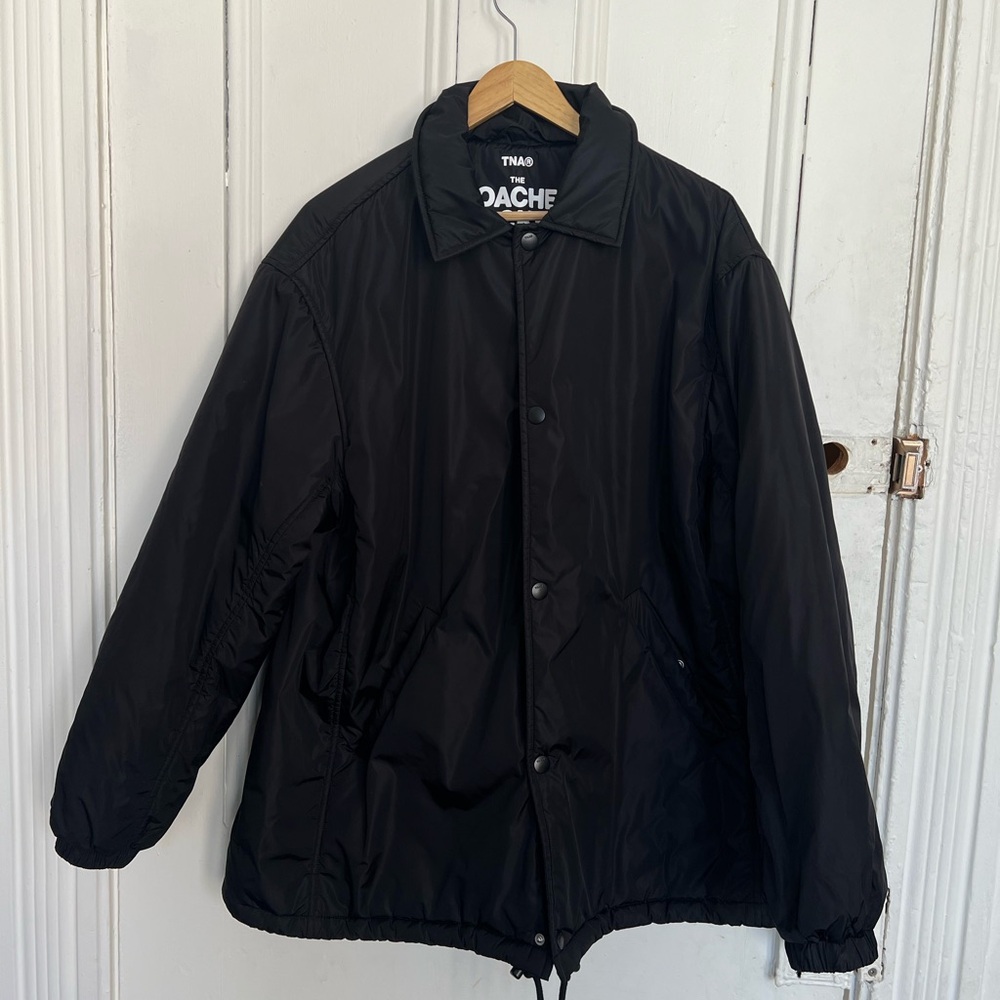 Aritzia TNA coaches jacket